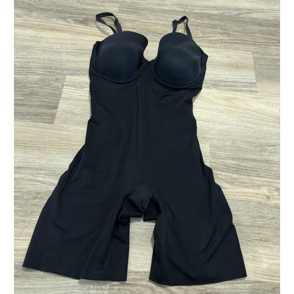 Spanx Suit Your Fancy Strapless Cupped Mid-Thigh Shaper Bodysuit Large Black